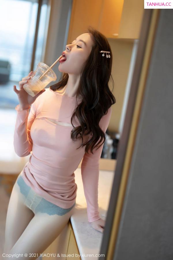 梦心玥  气质女神梦心月 粉色服饰极致细腻第12张图片